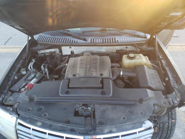 5LMFU27528LJ22065 - 2008 LINCOLN NAVIGATOR შავი ფოტო 12