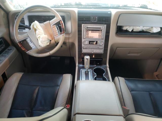 5LMFU27528LJ22065 - 2008 LINCOLN NAVIGATOR შავი ფოტო 8
