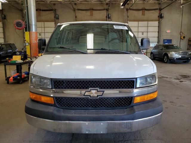 1GNSHCF42B1158857 - 2011 CHEVROLET EXPRESS G1 WHITE photo 5