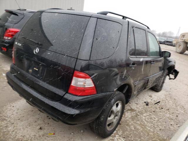 4JGAB54E23A382236 - 2003 MERCEDES-BENZ ML 320 BLACK photo 3