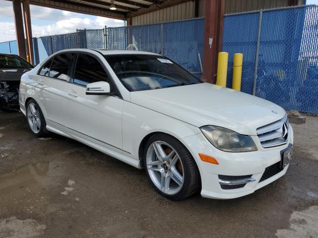 WDDGF8BB4CR238241 - 2012 MERCEDES-BENZ C 300 4MAT WHITE photo 4