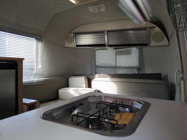 1STK7TC228J522381 - 2008 AIRS RV ვერცხლისფერი ფოტო 5