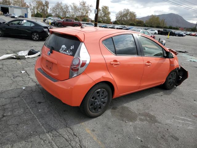 JTDKDTB30E1061842 - 2014 TOYOTA PRIUS C ORANGE photo 3