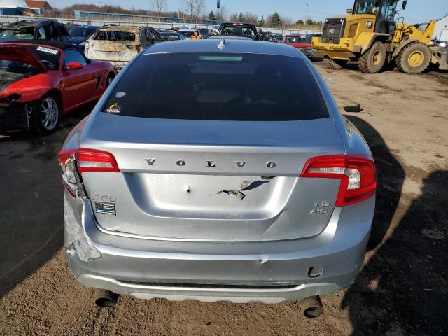 YV1902FH9B2017736 - 2011 VOLVO S60 T6 SILVER photo 6