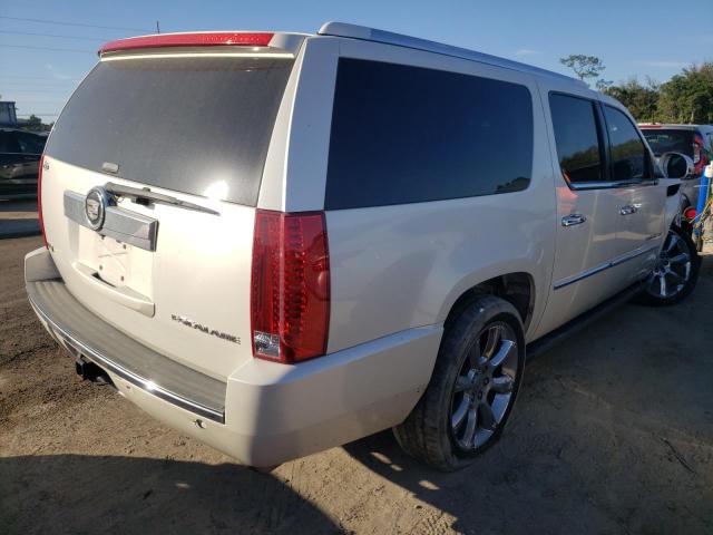 1GYUKJEF0AR278435 - 2010 CADILLAC ESCALADE E WHITE photo 3