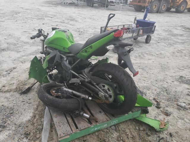 JKAEXEC10ADA49256 - 2010 KAWASAKI EX650 C 绿色 照片 3