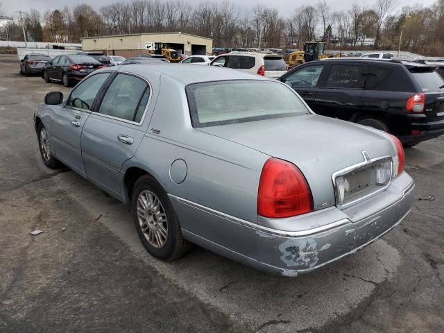 1LNHM82W66Y648522 - 2006 LINCOLN TOWN CAR GRAY photo 2