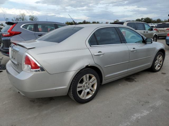 3FAHP08137R261537 - 2007 FORD FUSION SEL SILVER photo 3