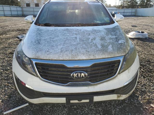 KNDPB3A23D7392026 - 2013 KIA SPORTAGE B WHITE photo 5