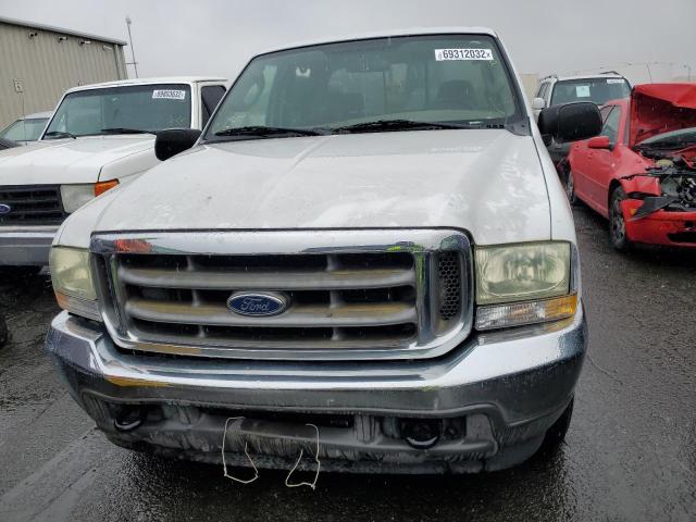 1FTNW20P74EC00573 - 2004 FORD E-SERIES C WHITE photo 5