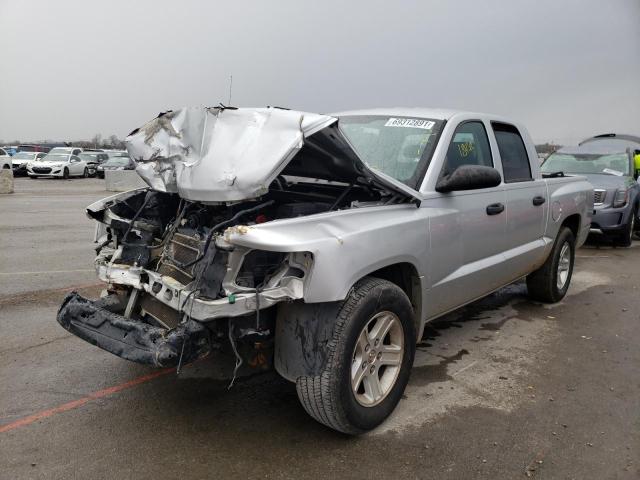 1D7CE3GK8AS163630 - 2010 DODGE DAKOTA SXT SILVER photo 2