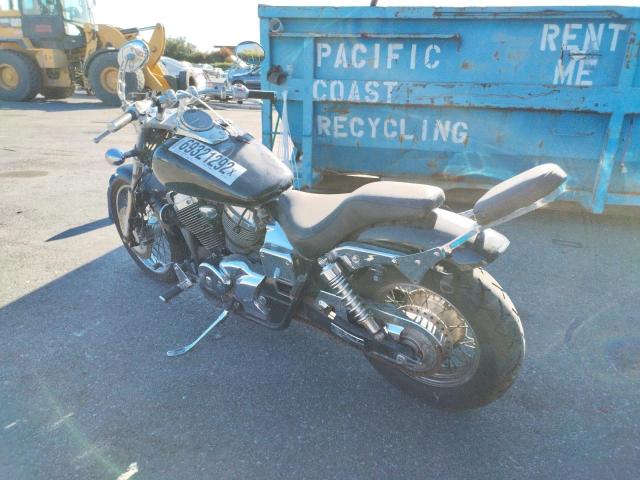 JH2RC44137M100418 - 2007 HONDA VT750 DC BLACK photo 3