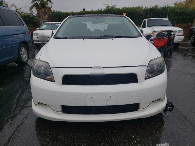 JTKDE167460134380 - 2006 TOYOTA SCION TC WHITE photo 5