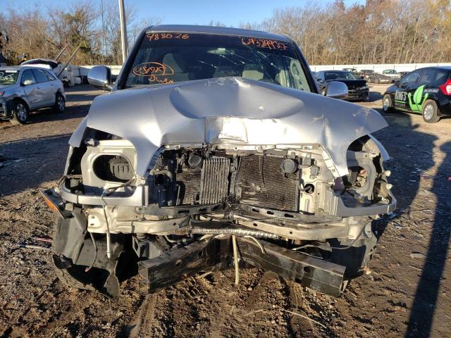 5TBDT44105S488026 - 2005 TOYOTA TUNDRA DOU SILVER photo 11