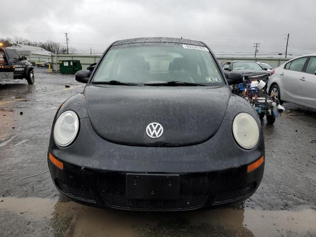 3VWPG3AG6AM034933 - 2010 VOLKSWAGEN NEW BEETLE 黑色 照片 5