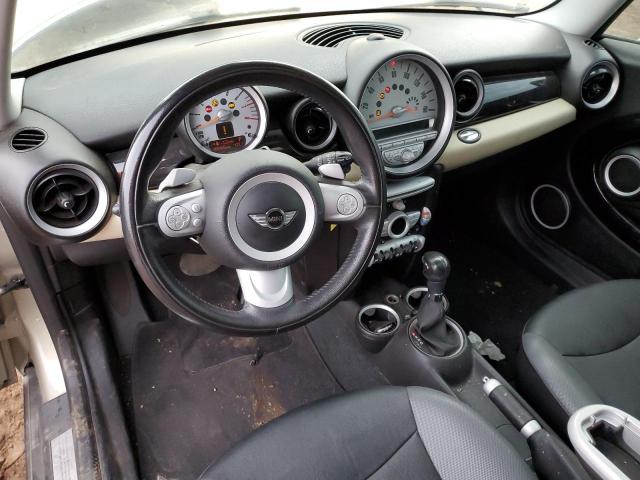 WMWML33549TX33212 - 2009 MINI COOPER CLU TAN photo 8