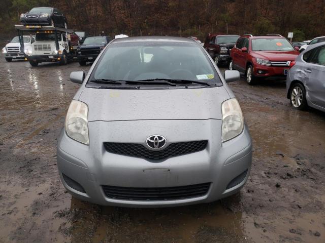 JTDJT4K38A5284704 - 2010 TOYOTA YARIS SILVER photo 5