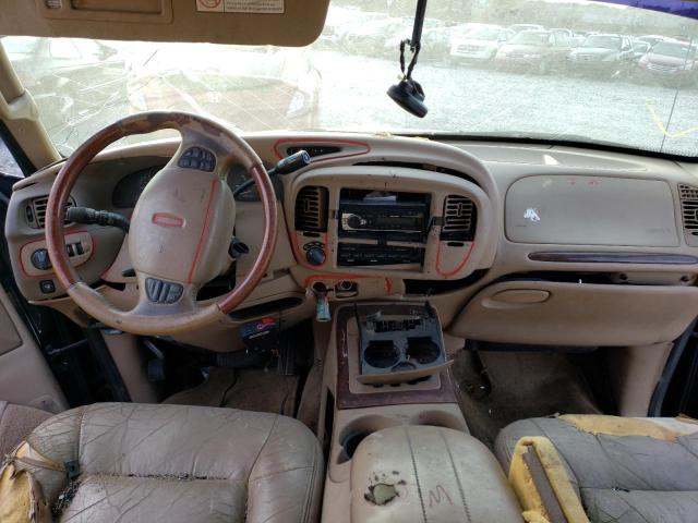 5LMPU28L5WLJ14606 - 1998 LINCOLN NAVIGATOR 黑色 照片 8