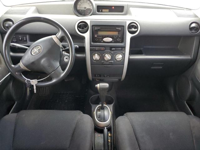 JTLKT324454012447 - 2005 TOYOTA SCION XB შავი ფოტო 8