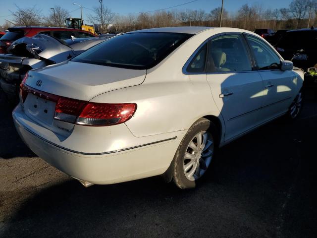 KMHFC46F17A171926 - 2007 HYUNDAI AZERA SE WHITE photo 3