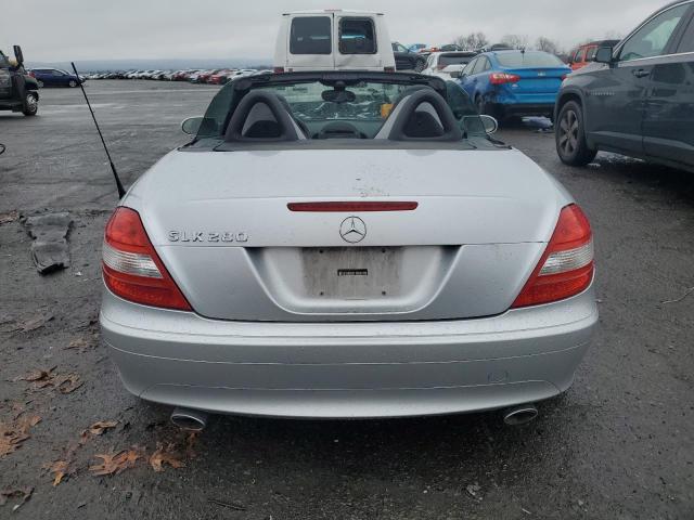 WDBWK54F67F147705 - 2007 MERCEDES-BENZ SLK 280 SILVER photo 6