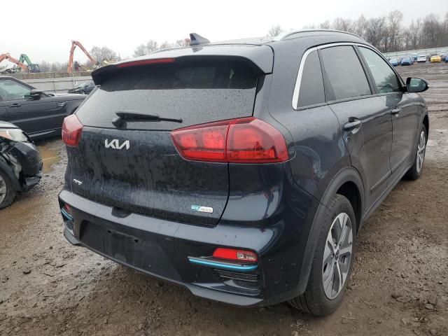 KNDCC3LG6N5160912 - 2022 KIA NIRO S BLUE photo 3