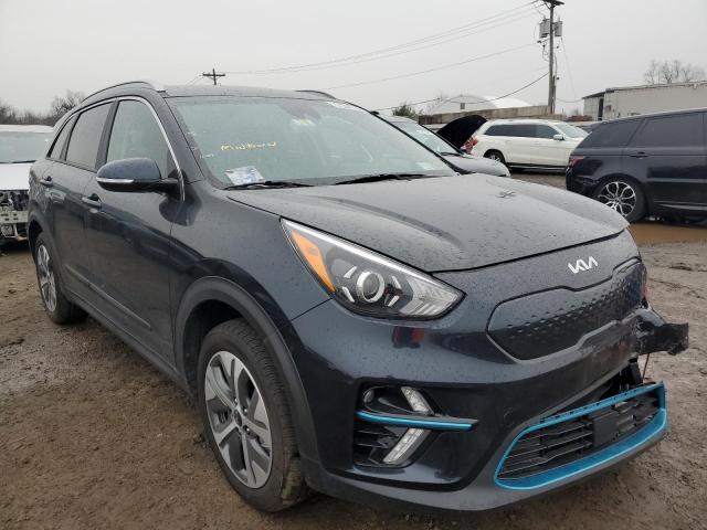 KNDCC3LG6N5160912 - 2022 KIA NIRO S BLUE photo 4