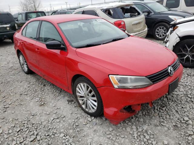 3VW2K7AJ3DM253459 - 2013 VOLKSWAGEN JETTA BASE 红色 照片 4