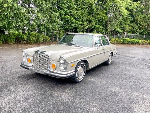 10806712005971 - 1972 MERCEDES-BENZ 280 SE BEIGE photo 2