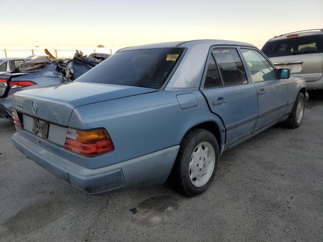 WDBEB33D3HA274894 - 1987 MERCEDES-BENZ 300 DT BLUE photo 3