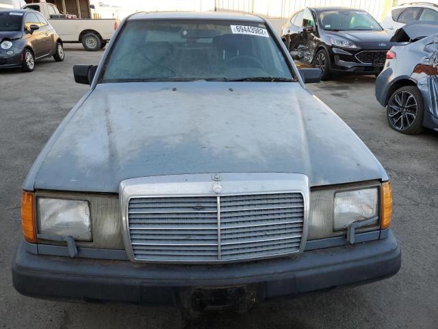 WDBEB33D3HA274894 - 1987 MERCEDES-BENZ 300 DT BLUE photo 5