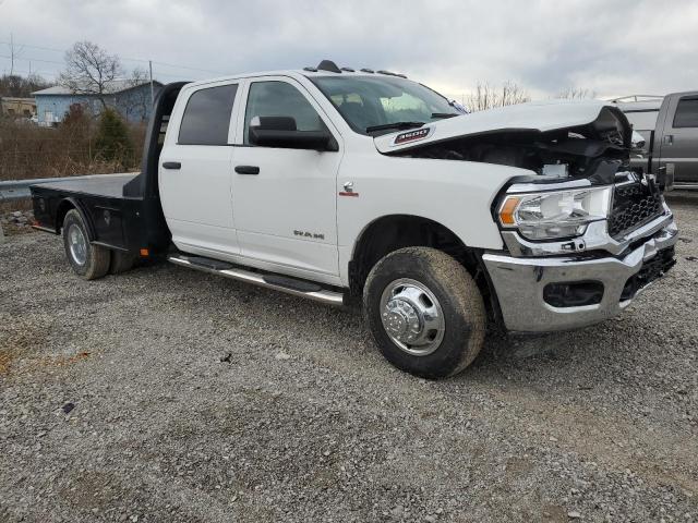 3C7WRTCL8KG639798 - 2019 RAM 3500 WHITE photo 4