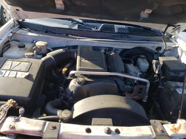 1GKDT135432271913 - 2002 GMC ENVOY WHITE photo 12