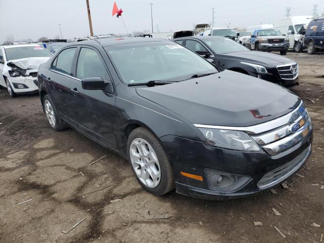 3FAHP0HA6AR220522 - 2010 FORD FUSION SE BLACK photo 4