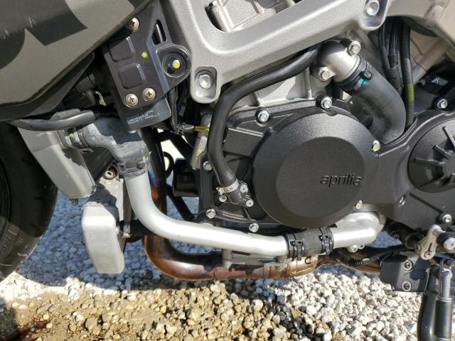 ZD4TYU004GS000275 - 2016 APRILIA TUONO V4 1 SILVER photo 7