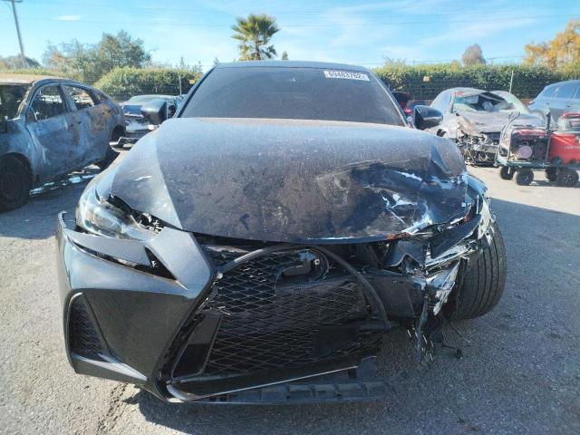 JTHBA1D21H5057618 - 2017 LEXUS IS 200T BLACK photo 5