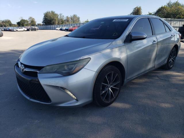 4T1BK1FK3FU028373 - 2015 TOYOTA CAMRY XSE SILVER photo 1