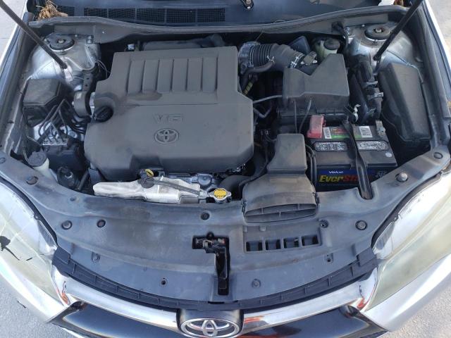 4T1BK1FK3FU028373 - 2015 TOYOTA CAMRY XSE SILVER photo 11