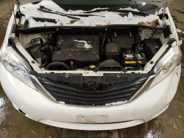 5TDKK3DC6BS032752 - 2011 TOYOTA SIENNA LE WHITE photo 12