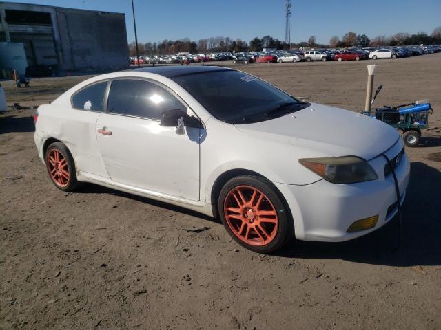 JTKDE3B77A0307450 - 2010 TOYOTA SCION TC WHITE photo 4