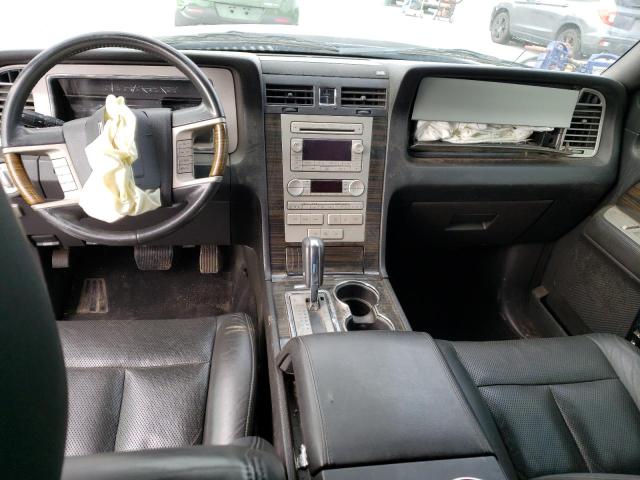 5LMJJ2J50AEJ05139 - 2010 LINCOLN NAVIGATOR 黑色 照片 8
