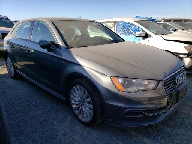 WAUUPBFF0GA103960 - 2016 AUDI A3 E-TRON GRAY photo 4