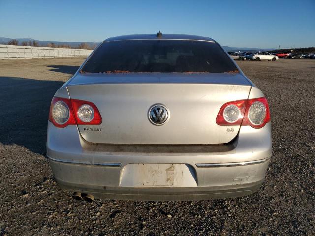 WVWEU73C26P075422 - 2006 VOLKSWAGEN PASSAT 3.6 SILVER photo 6