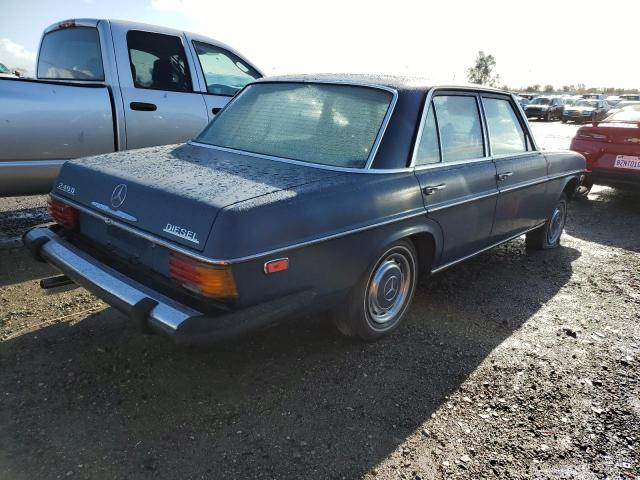 11511710042351 - 1974 MERCEDES-BENZ 240D SEDAN BLUE photo 3