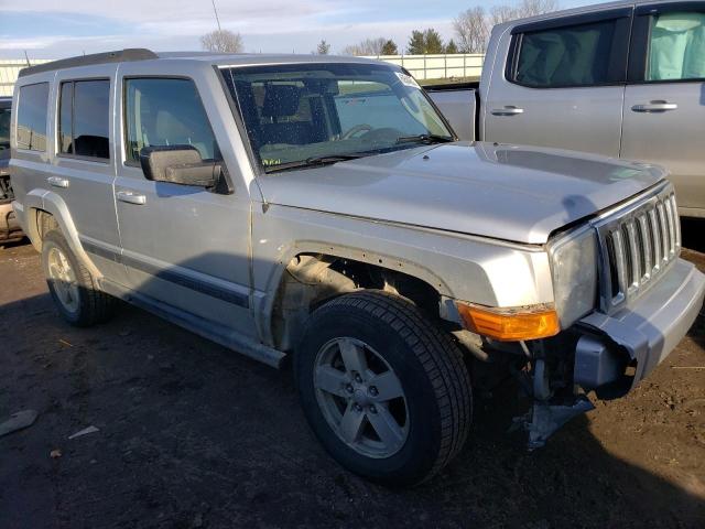 1J8HG48K38C210591 - 2008 JEEP COMMANDER 银色 照片 4