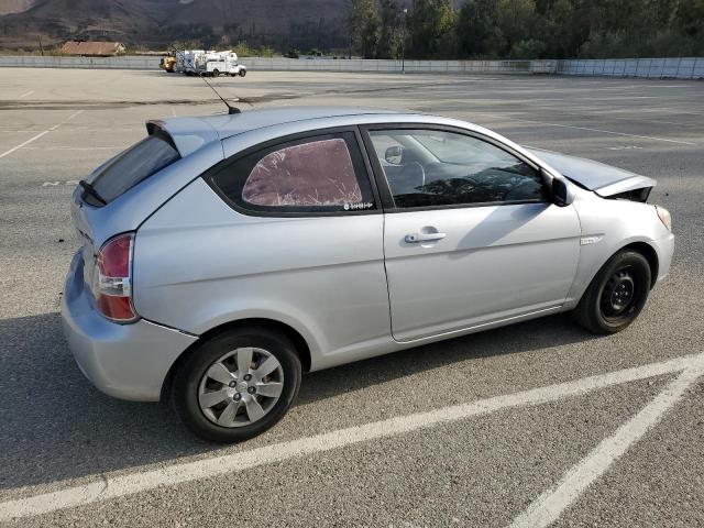 KMHCM3AC8AU149385 - 2010 HYUNDAI ACCENT SILVER photo 3