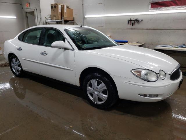 2G4WC532751255408 - 2005 BUICK LACROSSE C WHITE photo 4