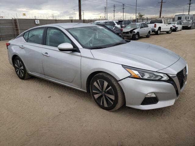 1N4BL4DV2MN362312 - 2021 NISSAN ALTIMA SV SILVER photo 4