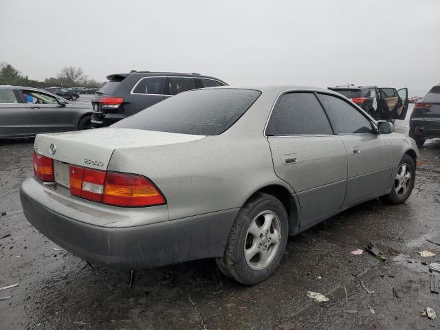 JT8BF28G3X5063920 - 1999 LEXUS ES 300 BEIGE photo 3