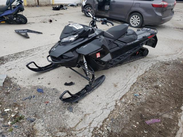 2BPSUFLB7LV000639 - 2020 SKI DOO RENEGADE BLACK photo 2